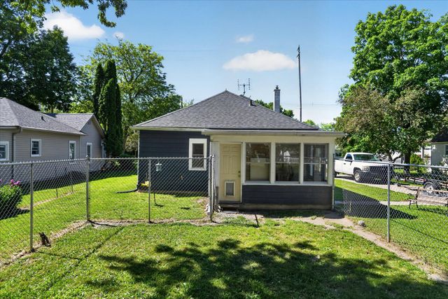 728 W Hanover Street, Marshall, MI 49068