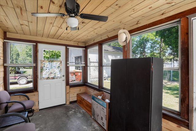 728 W Hanover Street, Marshall, MI 49068