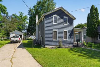 728 W Hanover Street, Marshall, MI 49068