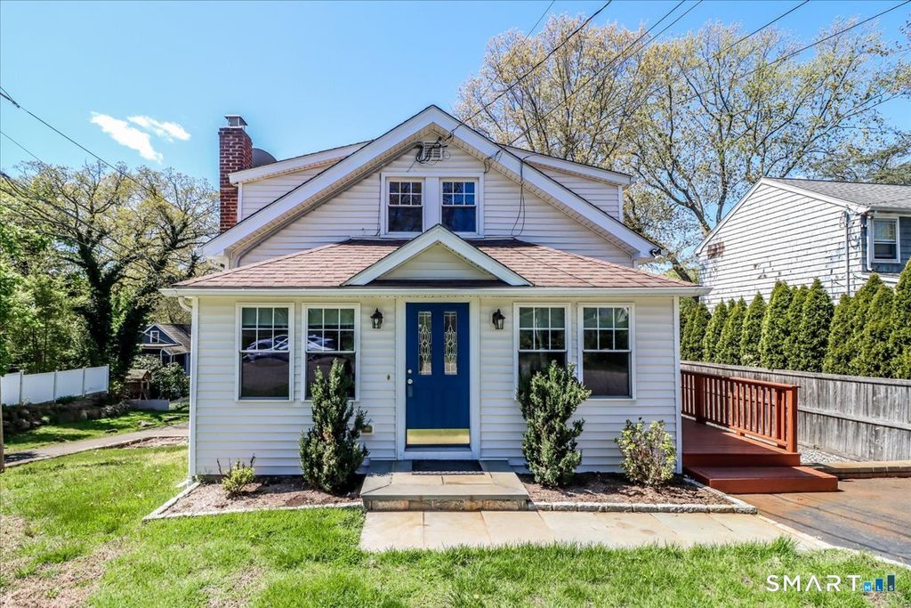 25 Maplewood Avenue, Westport, CT 06880
