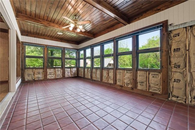 18208 E Hubach Hill Road, Pleasant Hill, MO 64080