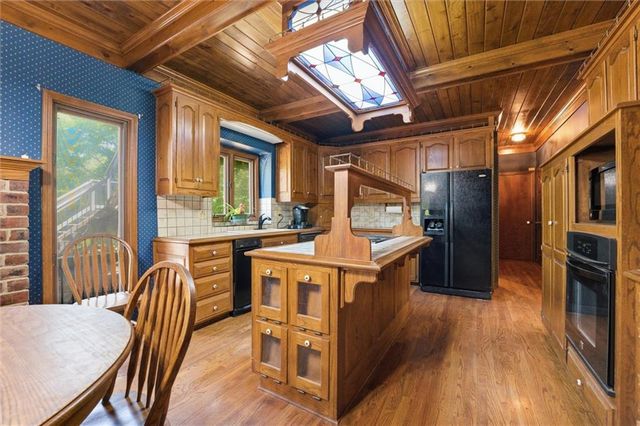 18208 E Hubach Hill Road, Pleasant Hill, MO 64080