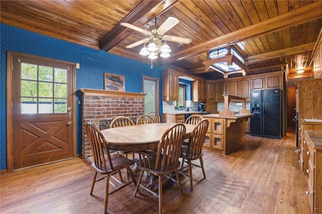 18208 E Hubach Hill Road, Pleasant Hill, MO 64080