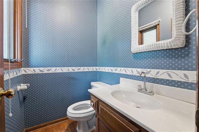 18208 E Hubach Hill Road, Pleasant Hill, MO 64080