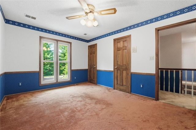 18208 E Hubach Hill Road, Pleasant Hill, MO 64080