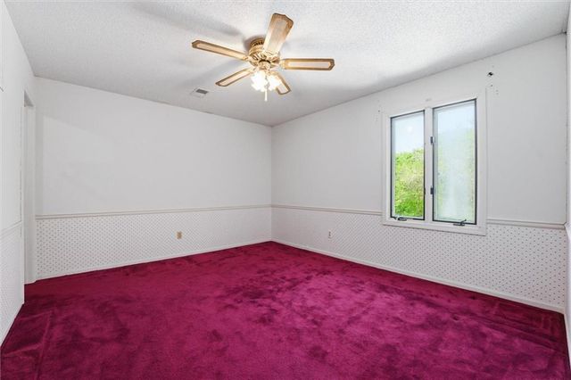 18208 E Hubach Hill Road, Pleasant Hill, MO 64080