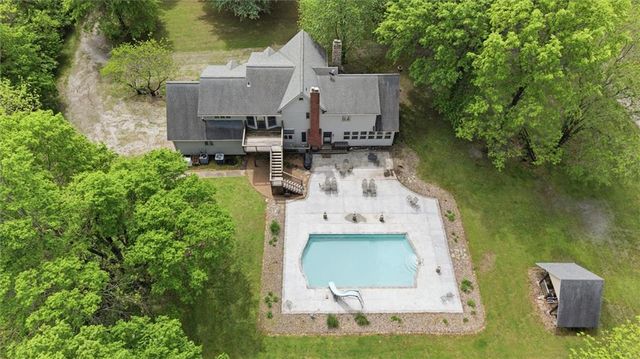 18208 E Hubach Hill Road, Pleasant Hill, MO 64080