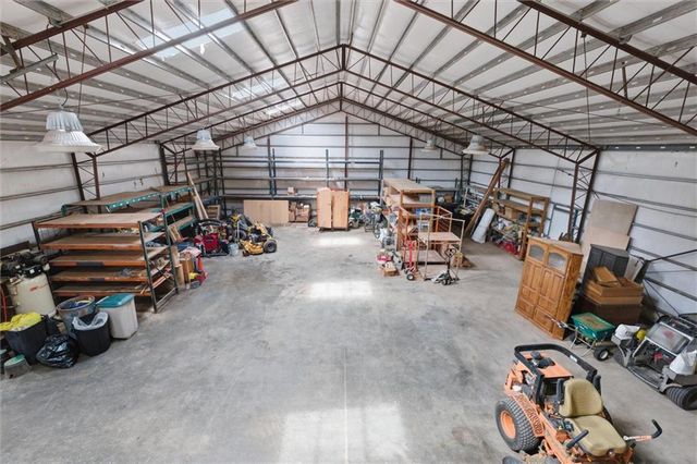 18208 E Hubach Hill Road, Pleasant Hill, MO 64080