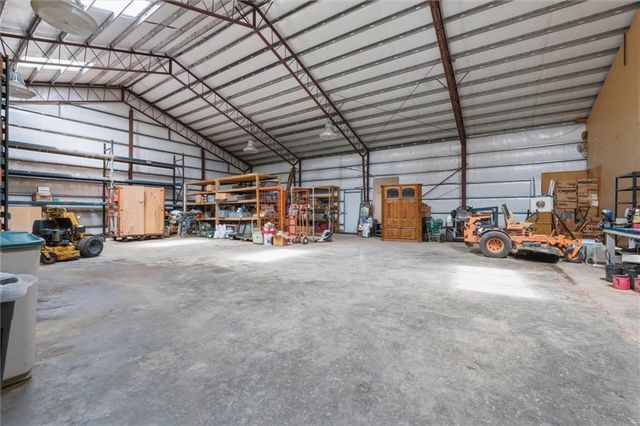 18208 E Hubach Hill Road, Pleasant Hill, MO 64080