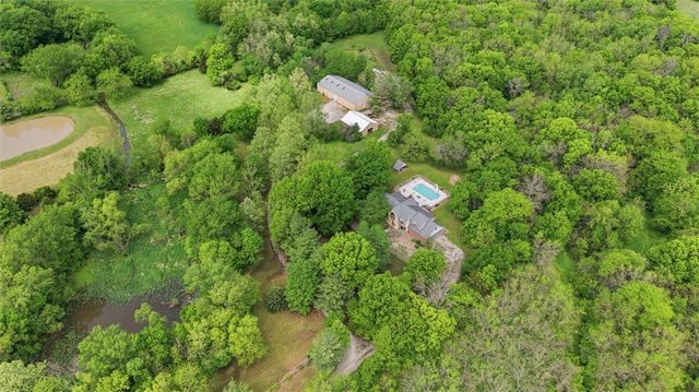 18208 E Hubach Hill Road, Pleasant Hill, MO 64080
