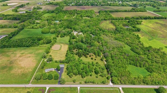18208 E Hubach Hill Road, Pleasant Hill, MO 64080