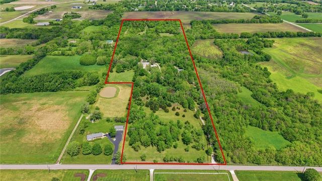 18208 E Hubach Hill Road, Pleasant Hill, MO 64080