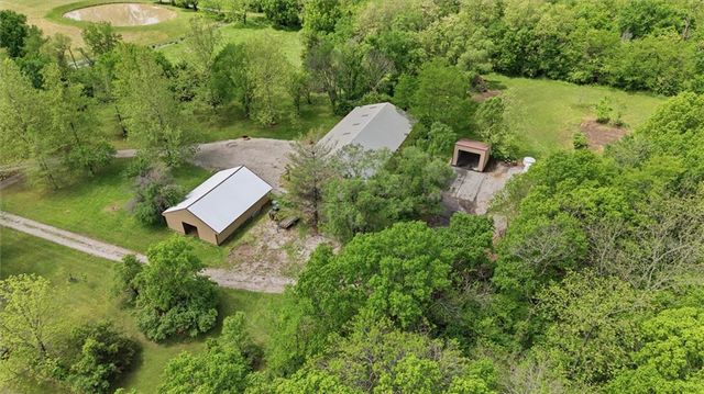 18208 E Hubach Hill Road, Pleasant Hill, MO 64080