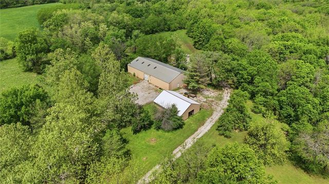 18208 E Hubach Hill Road, Pleasant Hill, MO 64080