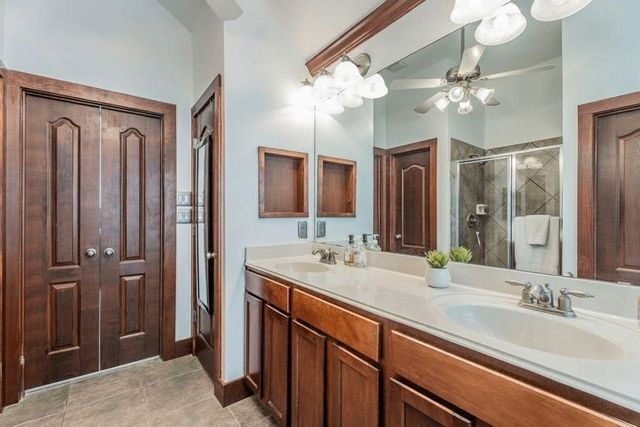 100 Lansdale Drive, Mckinney, TX 75072