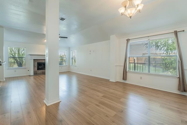 100 Lansdale Drive, Mckinney, TX 75072