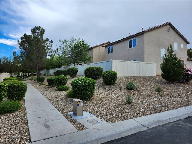 8038 Indian Blanket Street, Las Vegas, NV 89143