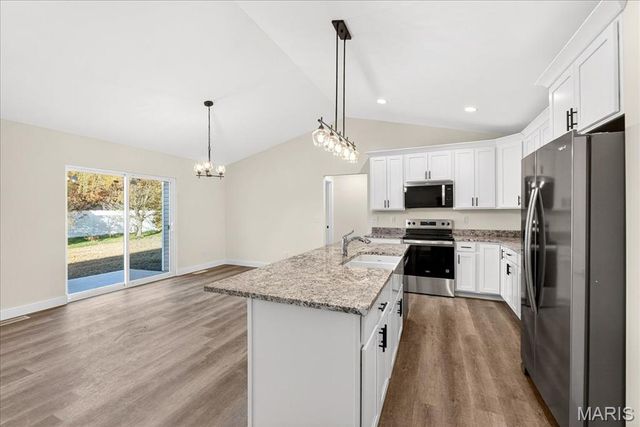 7349 Providence Drive, Edwardsville, IL 62025