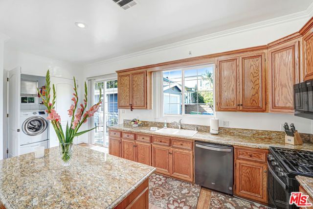 829 N Avenue 53, Los Angeles, CA 90042