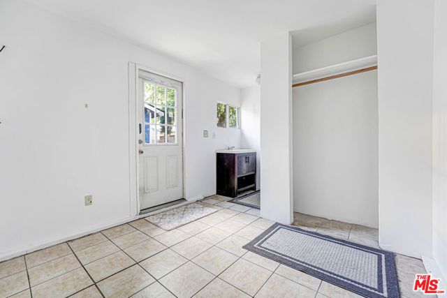 829 N Avenue 53, Los Angeles, CA 90042