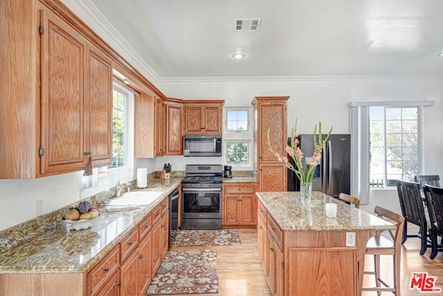 829 N Avenue 53, Los Angeles, CA 90042