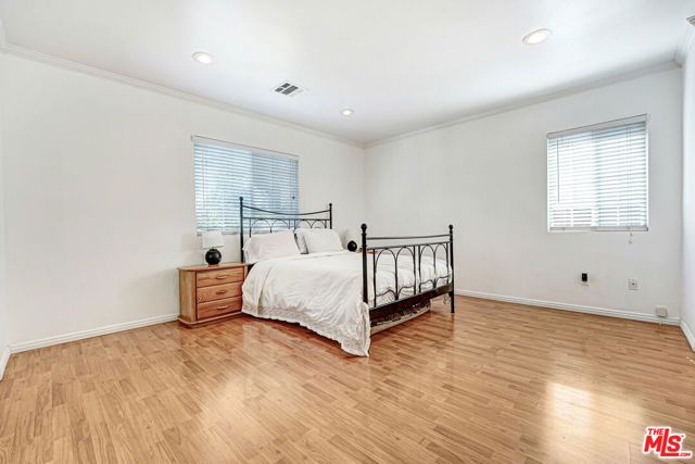 829 N Avenue 53, Los Angeles, CA 90042