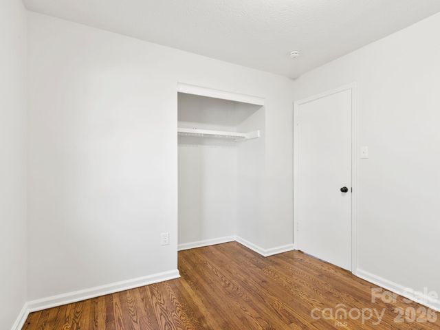 51 West Chapel Road, Asheville, NC 28803