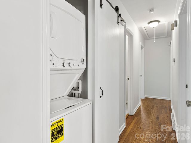 51 West Chapel Road, Asheville, NC 28803