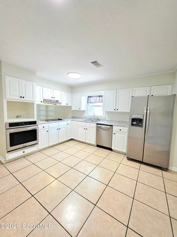 904 Orchard Lane, Waycross, GA 31501