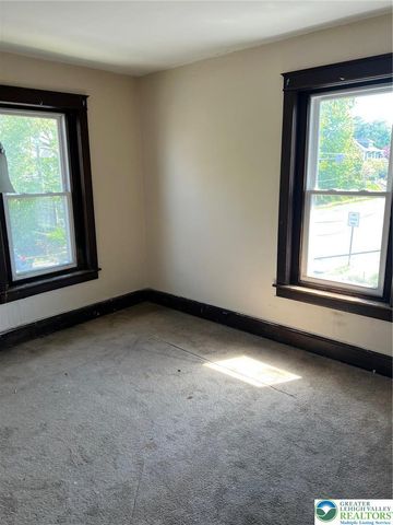 744 8th Avenue, Bethlehem City, PA 18018