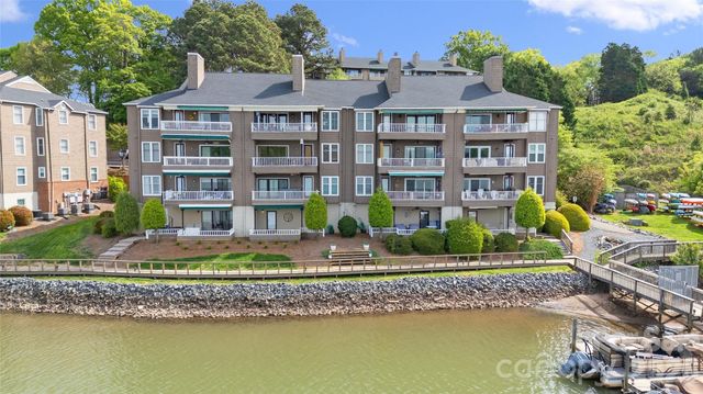 7340 Lakefront Drive 11, Charlotte, NC 28278