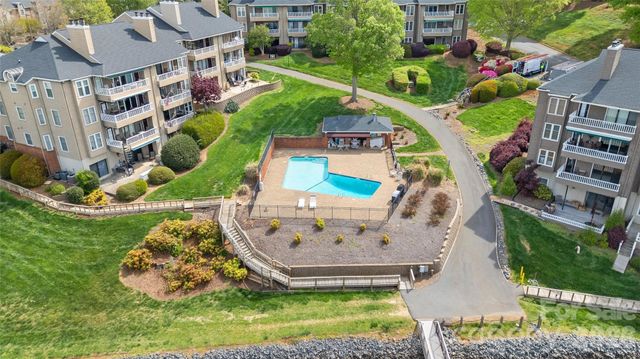7340 Lakefront Drive 11, Charlotte, NC 28278
