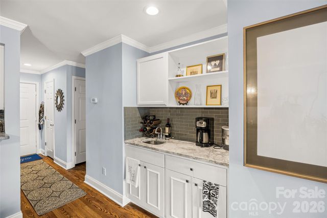 7340 Lakefront Drive 11, Charlotte, NC 28278