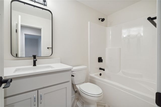 4713 Preston Lane, Iowa City, IA 52246