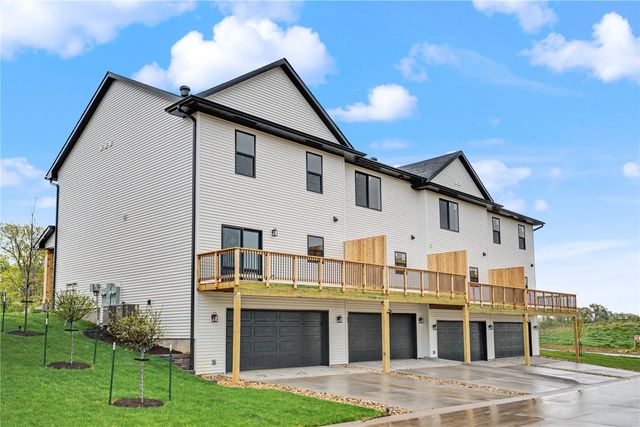 4713 Preston Lane, Iowa City, IA 52246