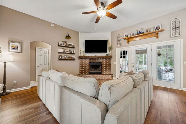 424 Misty Harbor Blvd, Woodbine, GA 31569