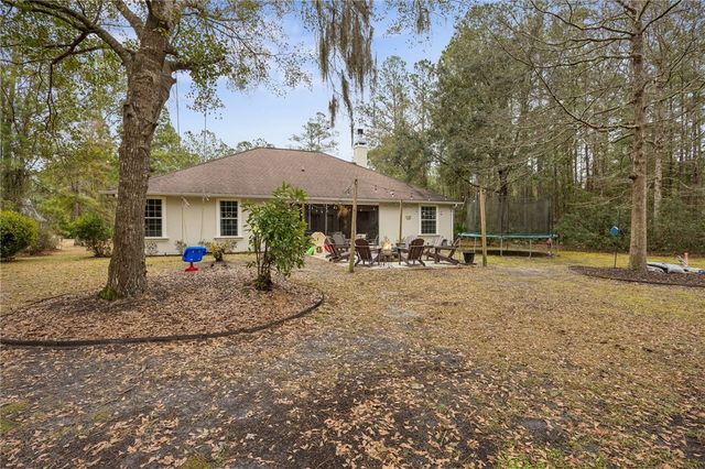 424 Misty Harbor Blvd, Woodbine, GA 31569