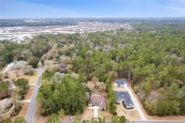 424 Misty Harbor Blvd, Woodbine, GA 31569