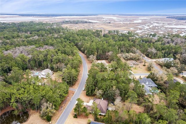 424 Misty Harbor Blvd, Woodbine, GA 31569