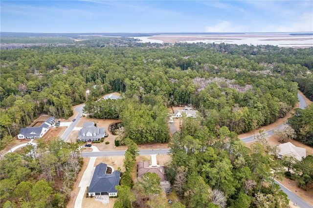 424 Misty Harbor Blvd, Woodbine, GA 31569