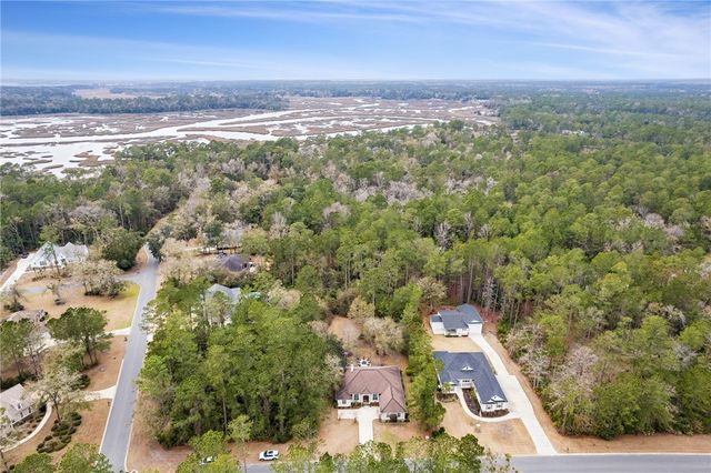424 Misty Harbor Blvd, Woodbine, GA 31569
