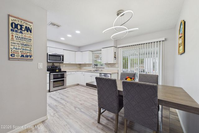 838 Cynthia Street SE, Palm Bay, FL 32909