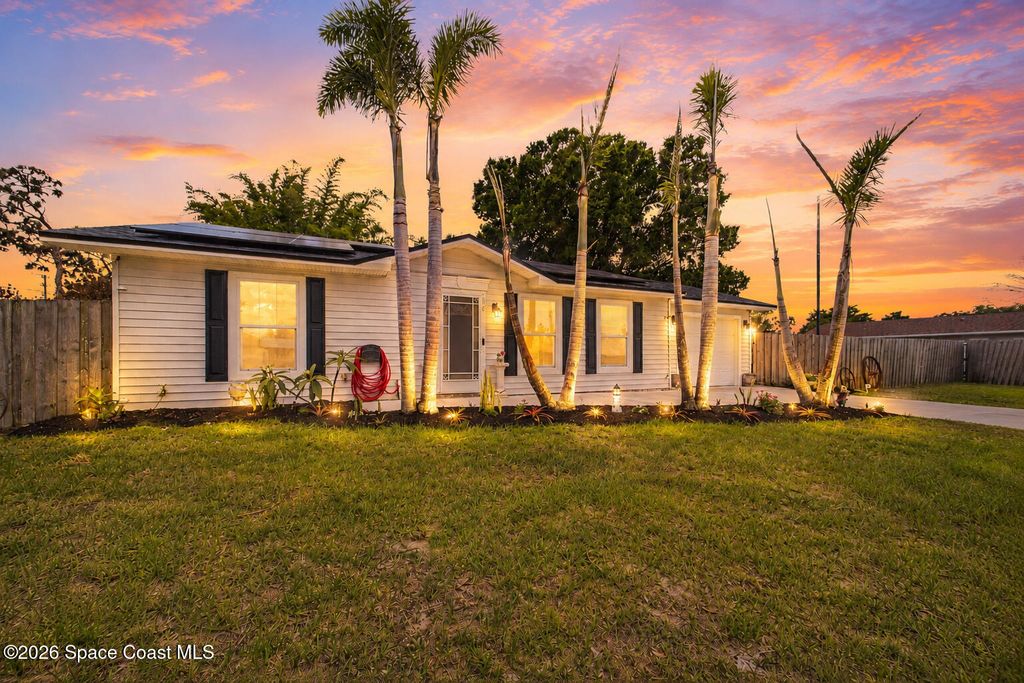 838 Cynthia Street SE, Palm Bay, FL 32909
