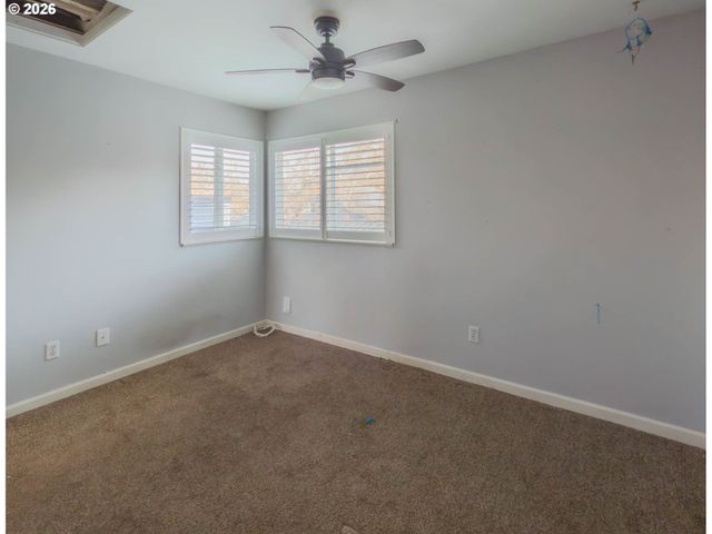 17610 Nw ROLLING HILL Ln, Beaverton, OR 97006