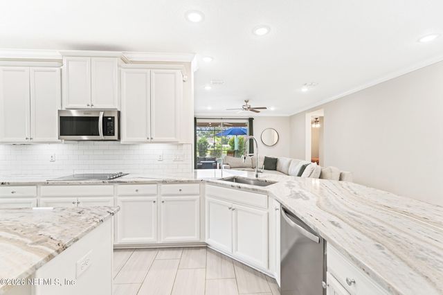 4668 MARILYN ANNE Drive, Jacksonville, FL 32257