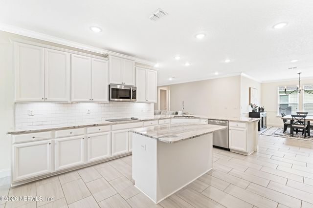 4668 MARILYN ANNE Drive, Jacksonville, FL 32257
