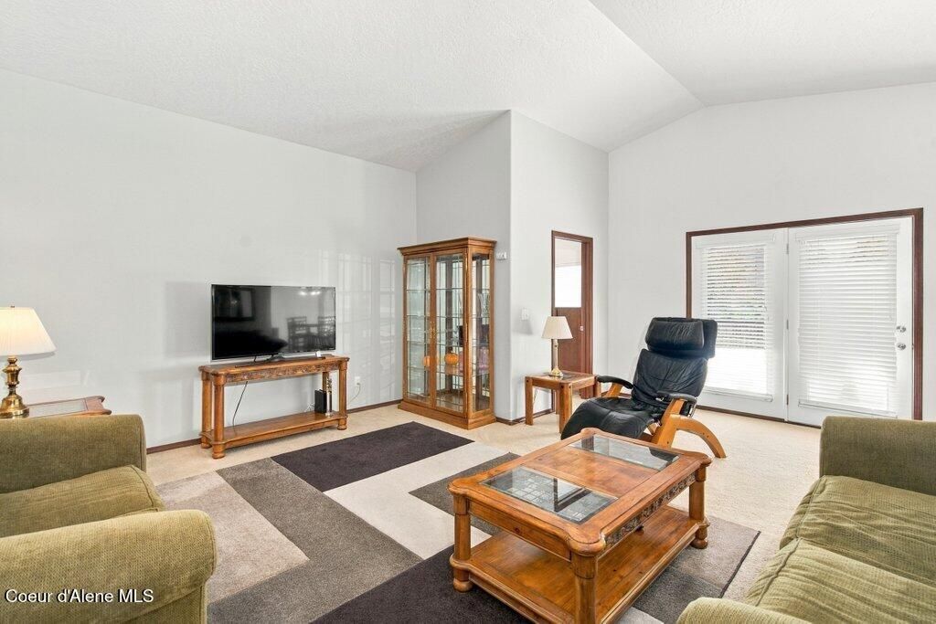 7827 N Joanna DR, Coeur d'Alene, ID 83815 photo 4