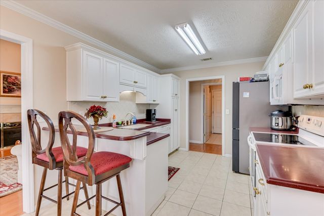 561 Waycross Drive, Warrenville, SC 29851