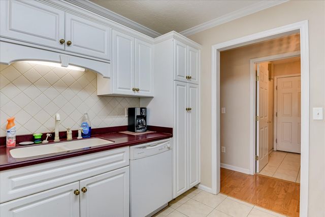 561 Waycross Drive, Warrenville, SC 29851