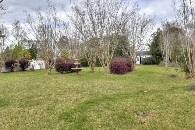 561 Waycross Drive, Warrenville, SC 29851